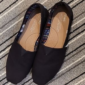 Toms shoes